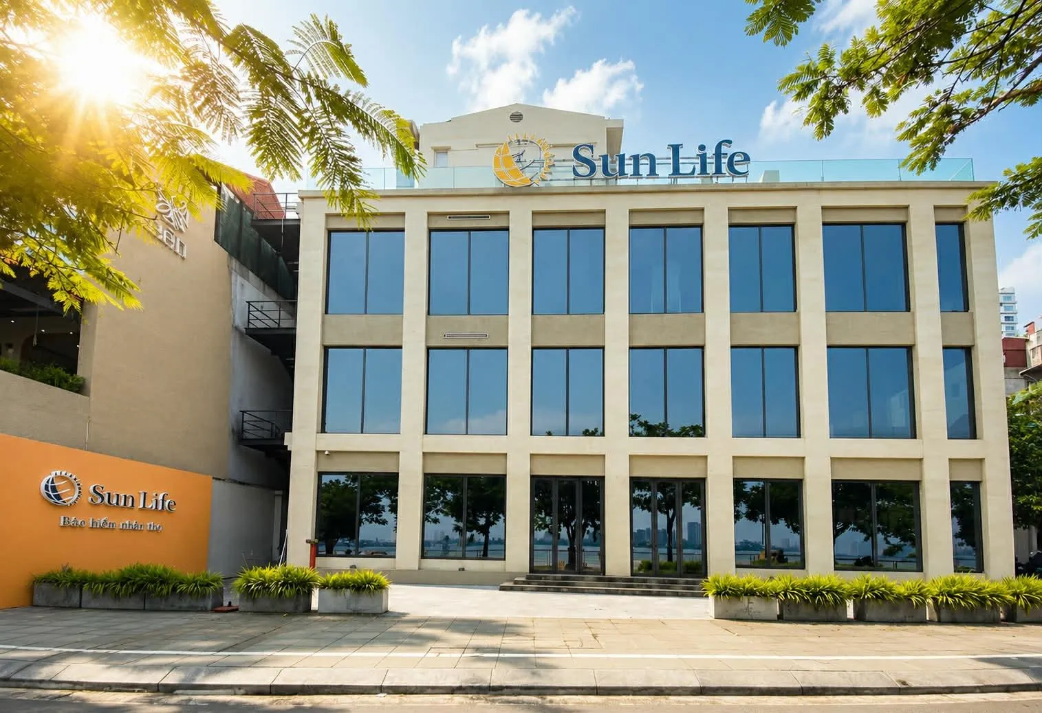 Sun Life Việt Nam khai trương văn phòng S.Pace tại Hà Nội