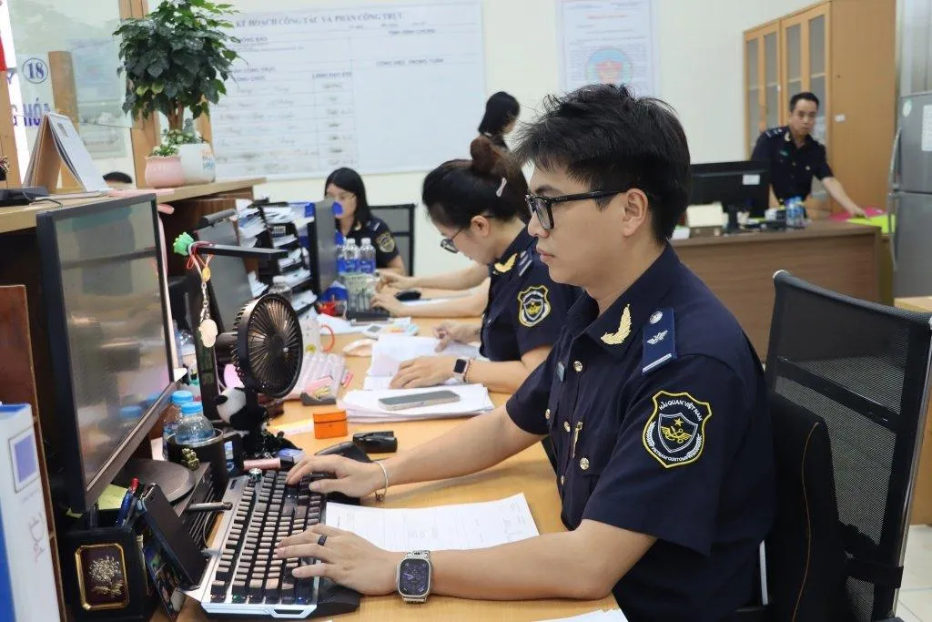 Hải quan khu vực III đạt hơn 75% chỉ tiêu thu ngân sách trong 8 tháng