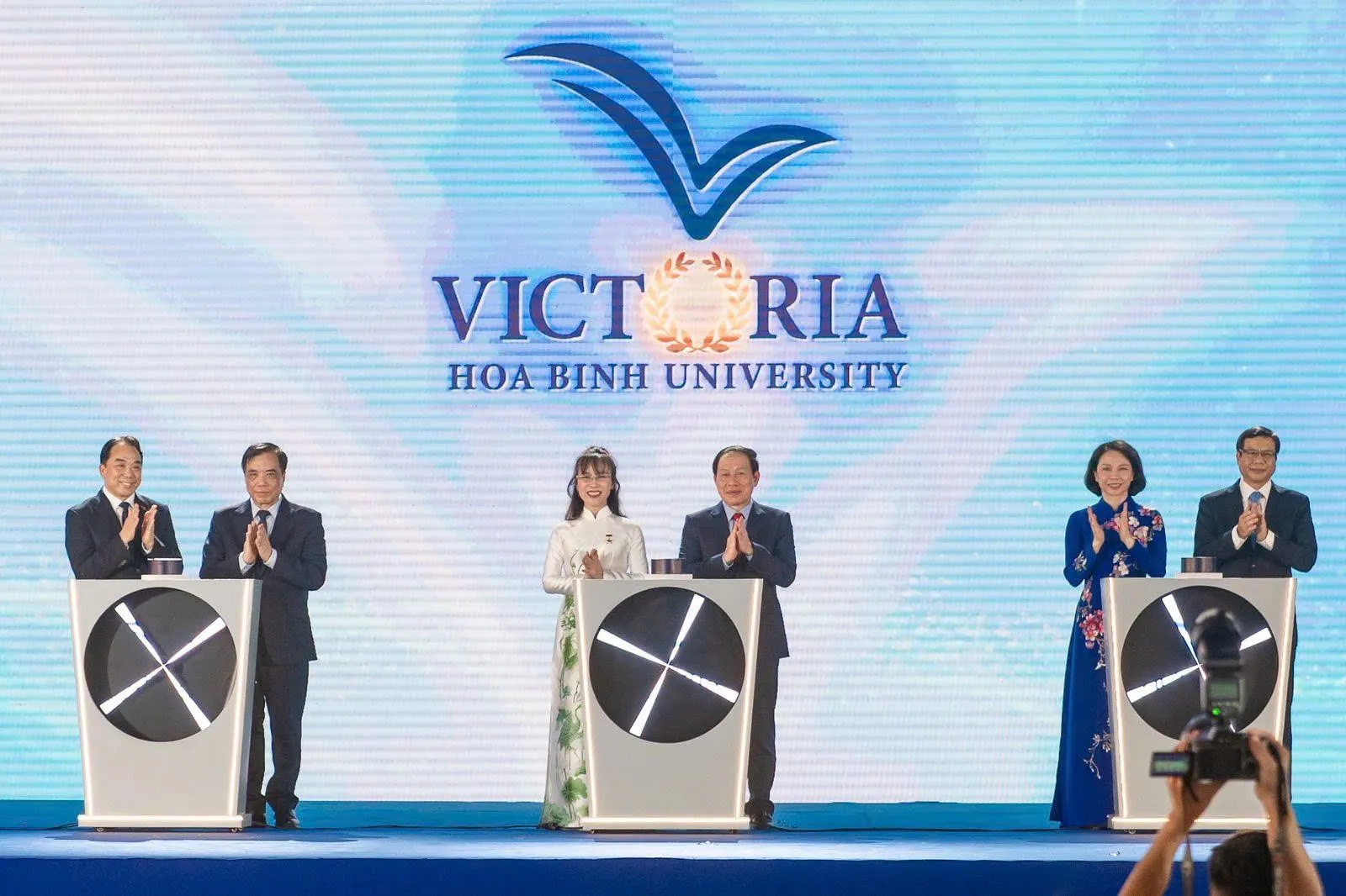 Đại học Victoria Hòa Bình đặt chất lượng đào tạo làm trọng tâm