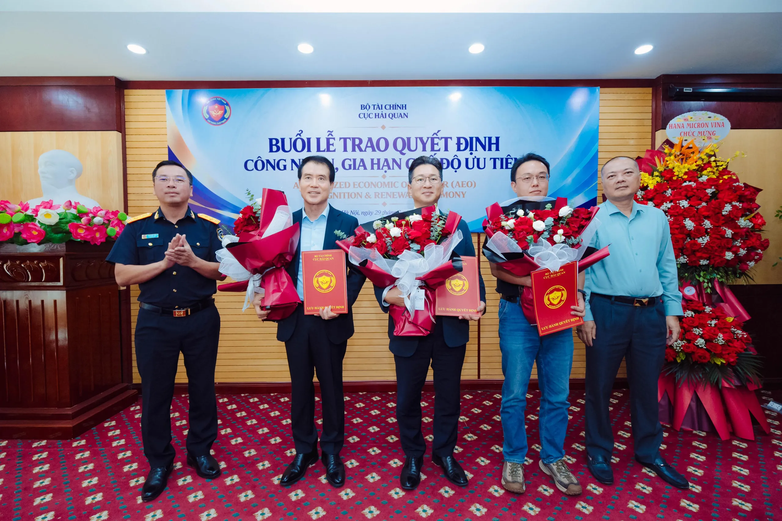 15 năm thực hiện Chương trình Doanh nghiệp ưu tiên của Hải quan Việt Nam