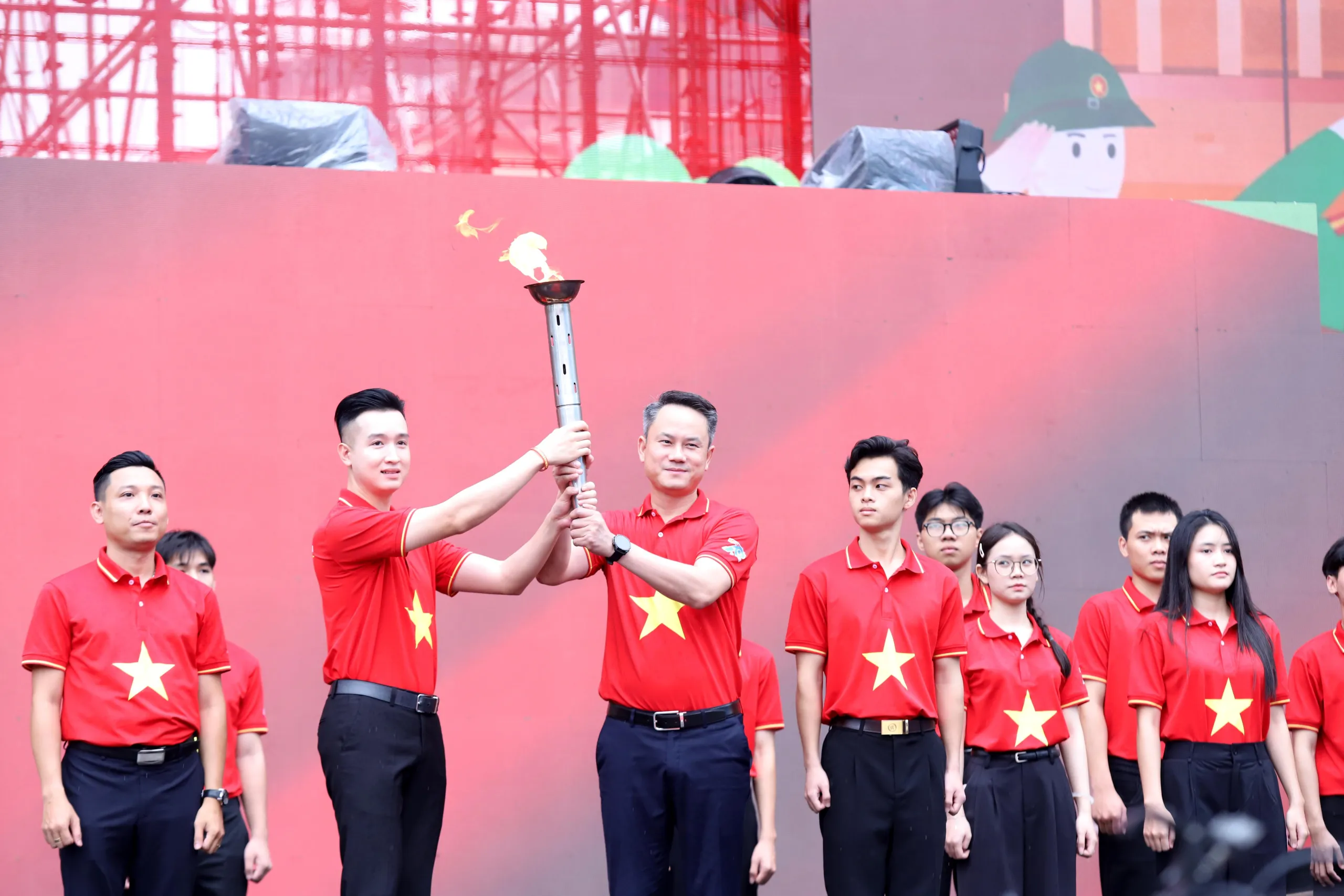 Hành trình 'Tôi yêu Tổ quốc tôi' ghi dấu hơn 3.000 hoạt động về nguồn