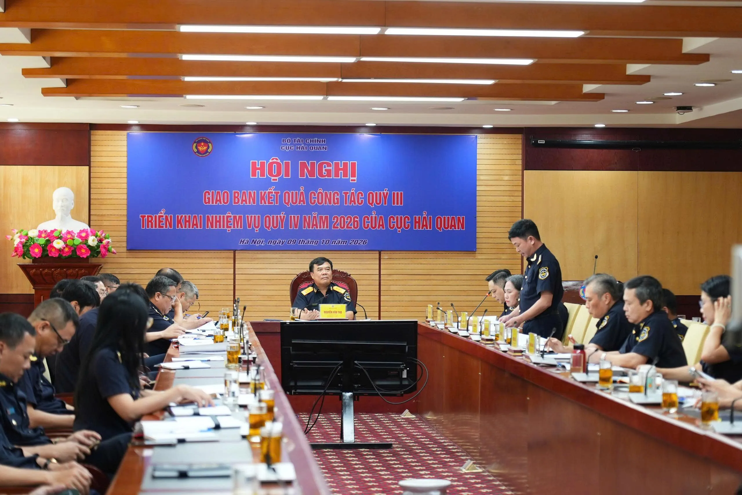 Cục Hải quan thu ngân sách gần 400.000 tỷ đồng trong 9 tháng năm 2026