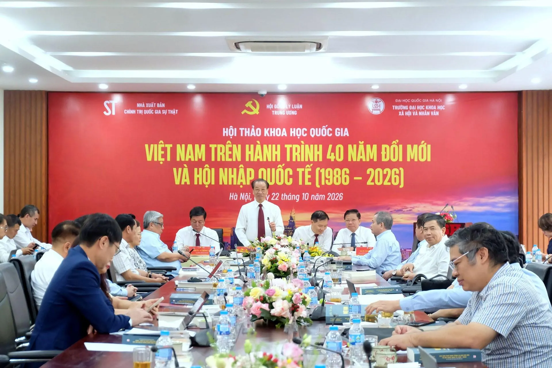 Nhìn lại chặng đường 4 thập niên Đổi mới và Hội nhập quốc tế