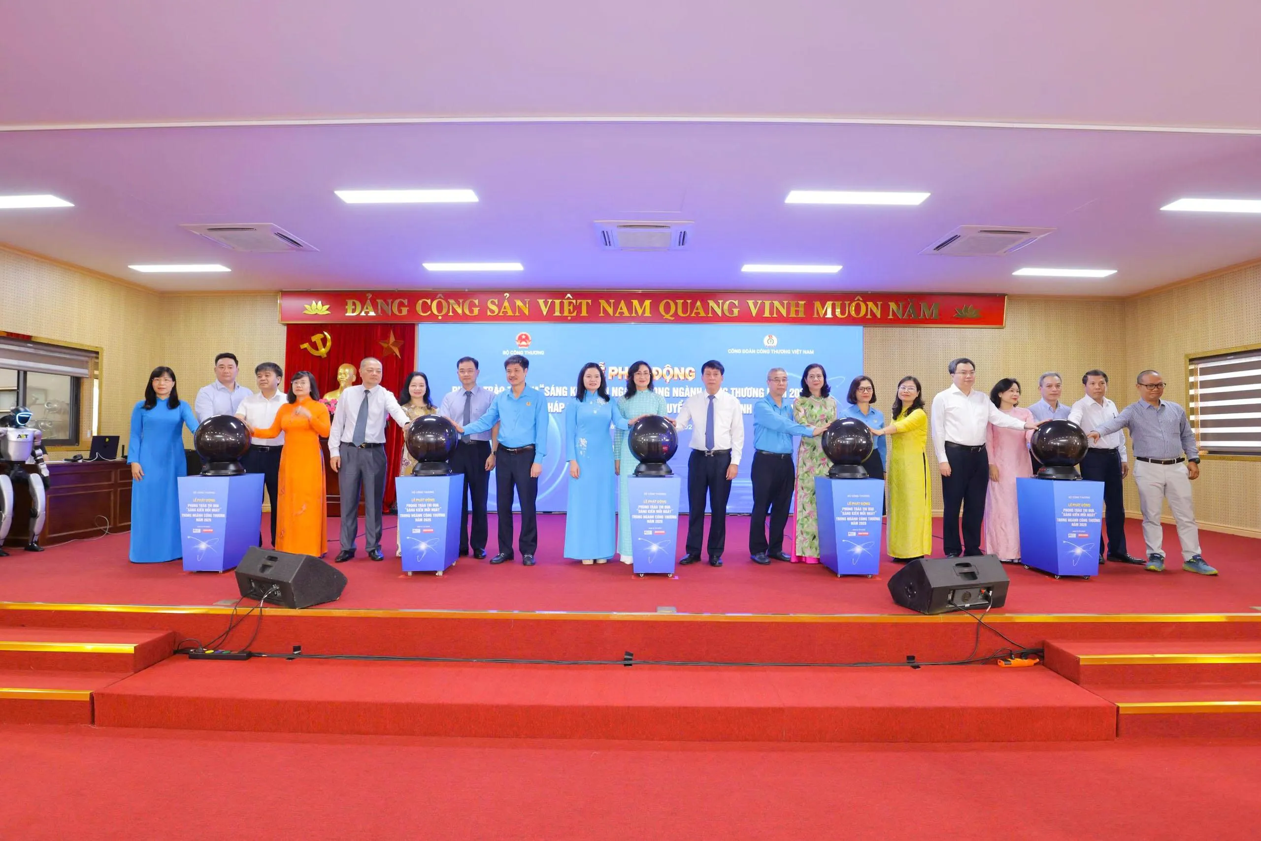 Bộ Công Thương phát động phong trào thi đua ‘Sáng kiến mỗi ngày’