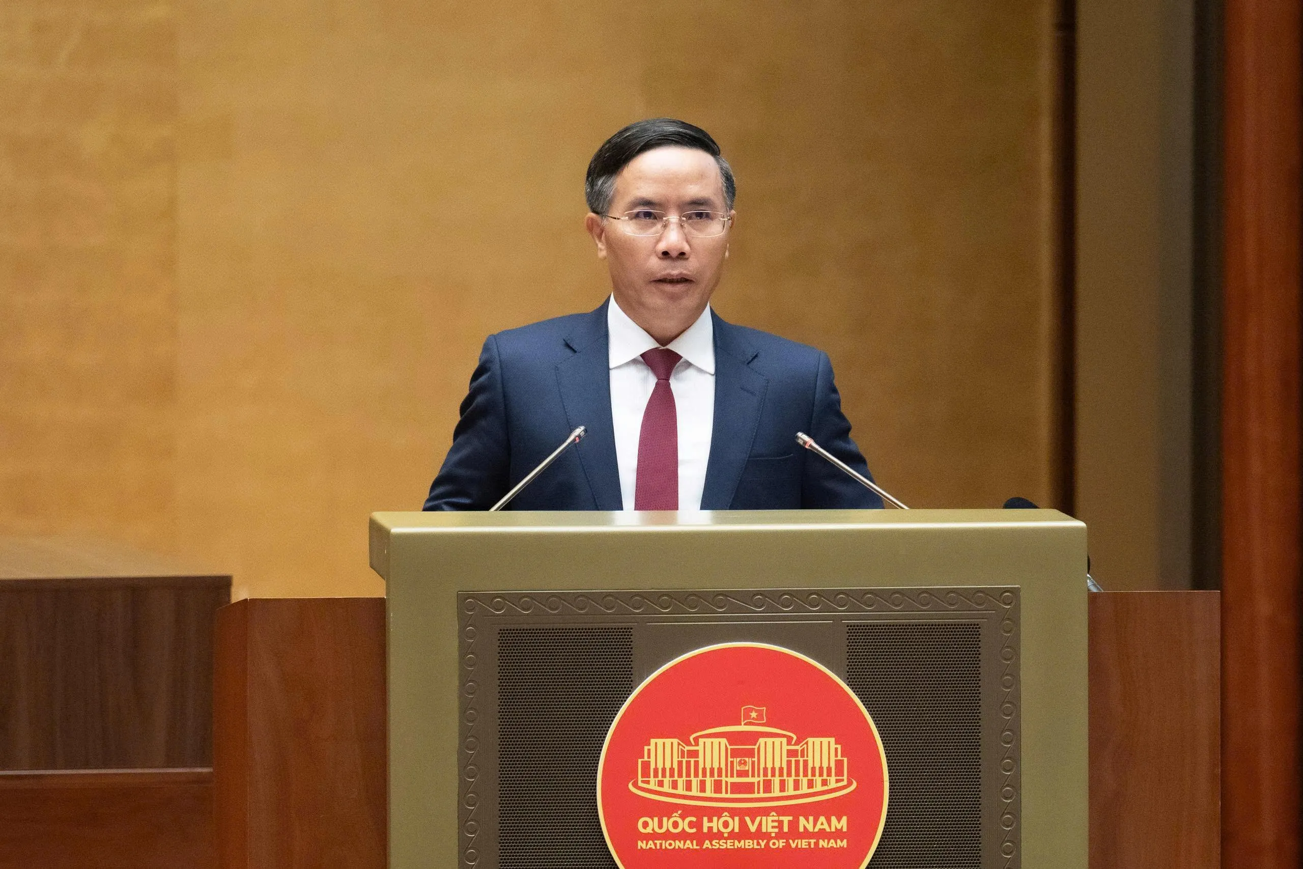Sửa đồng bộ ba luật trong lĩnh vực ngân hàng, tài chính: Phát triển thị trường vốn, giảm phụ thuộc tín dụng ngân hàng