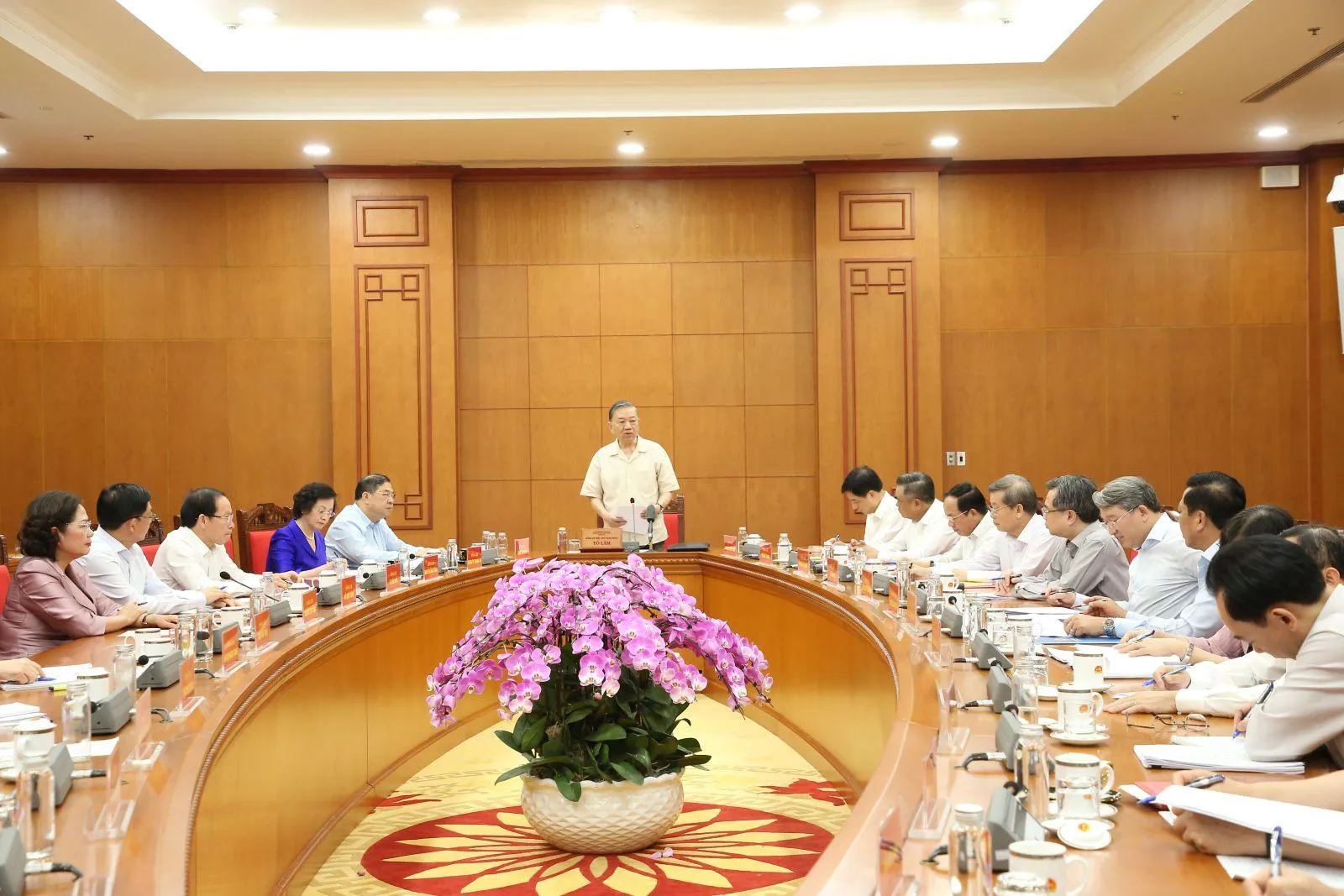 Tổng Bí thư, Chủ tịch nước: Hạ tầng phải được chuẩn bị cho nền kinh tế tương lai
