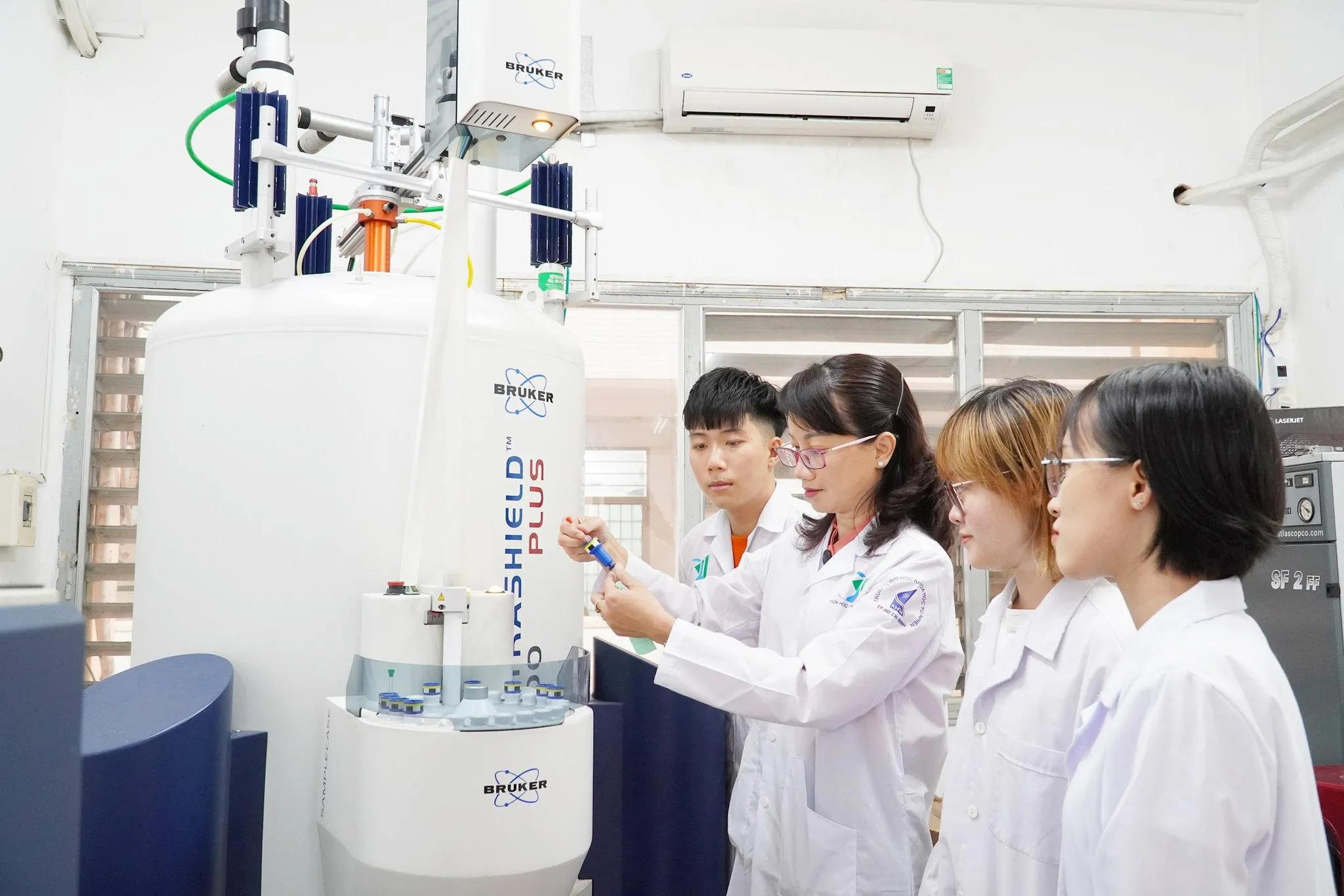 Việt Nam dự kiến đầu tư 10.000 tỷ đồng cho công nghệ chiến lược, phòng thí nghiệm