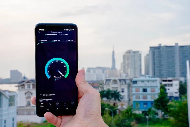 Tốc độ internet di động Việt Nam vào top 10 toàn cầu