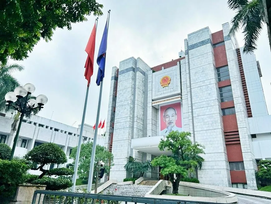Hà Nội dự kiến hạ giải trụ sở UBND thành phố, xây mới toà nhà cao 9 tầng