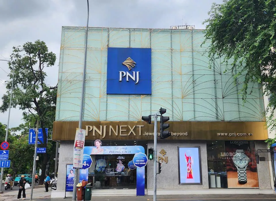 Vàng bạc đá quý Phú Nhuận (PNJ) công bố thông tin bất thường liên quan khách hàng