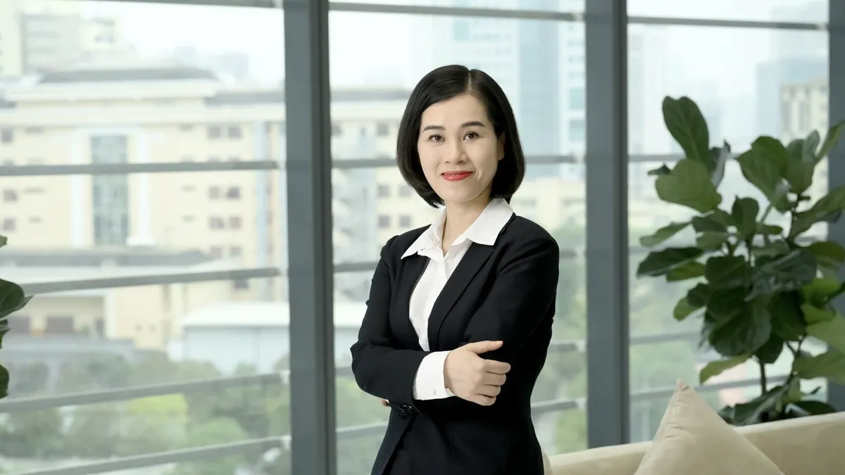Doanh nhân Nguyễn Thị Hoa - 'Nữ tướng' đứng sau bước tiến toàn cầu của Viettel Global