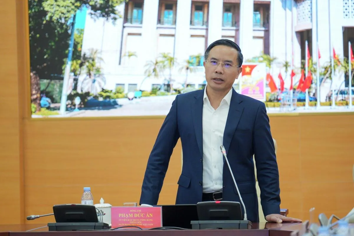 Thống đốc NHNN: Cần lựa chọn đúng đối tượng, không cào bằng trong giảm lãi suất