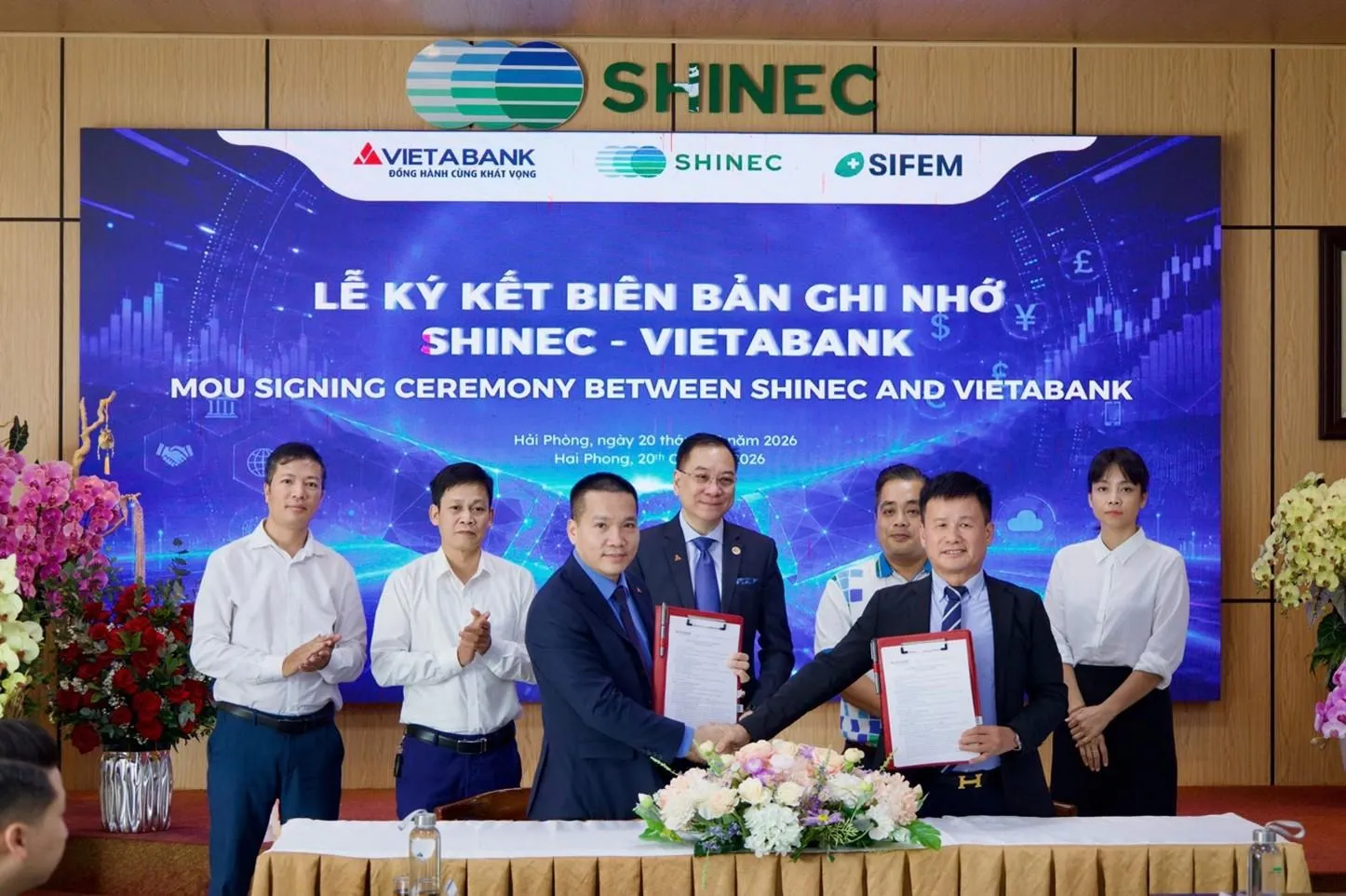 Shinec và VietABank hợp tác về tín dụng để thúc đẩy chuyển đổi xanh