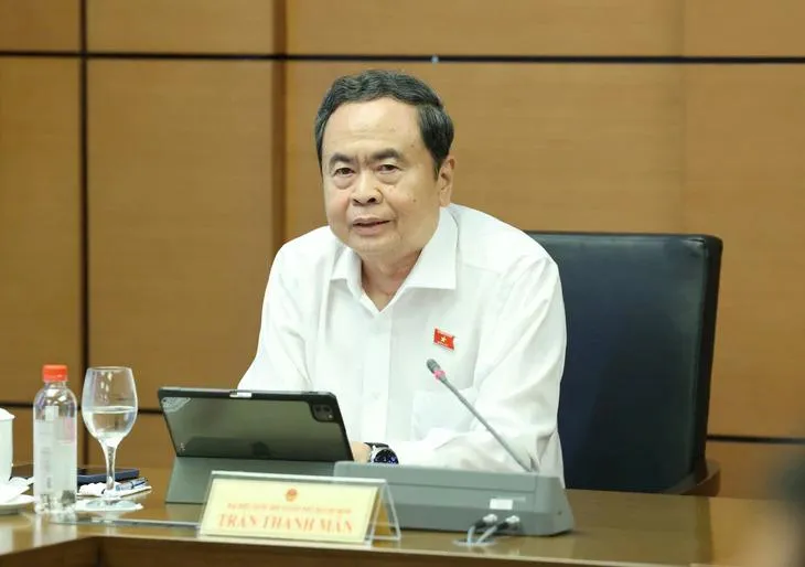 Chủ tịch Quốc hội yêu cầu siết chặt quản lý, không để đầu cơ làm méo mó thị trường bất động sản