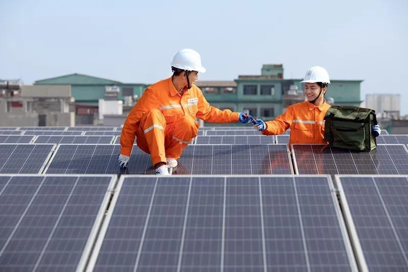 Hà Nội dành 158,76 tỷ đồng hỗ trợ hộ dân lắp điện mặt trời mái nhà