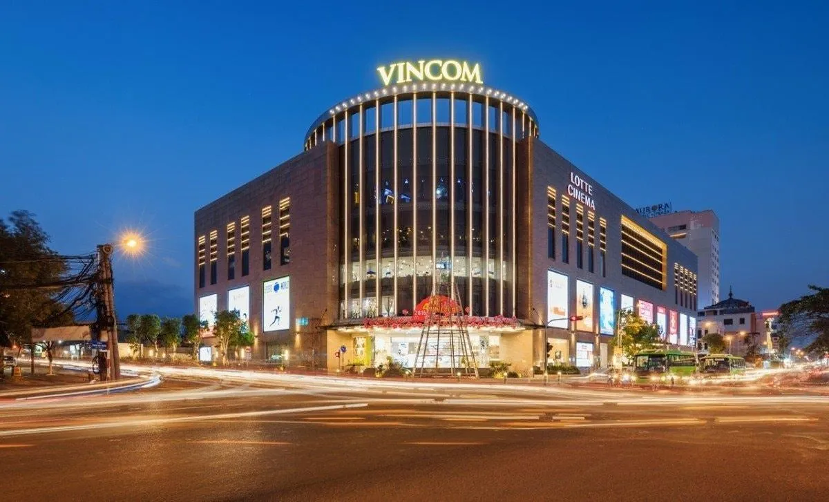 vincom-223937.webp