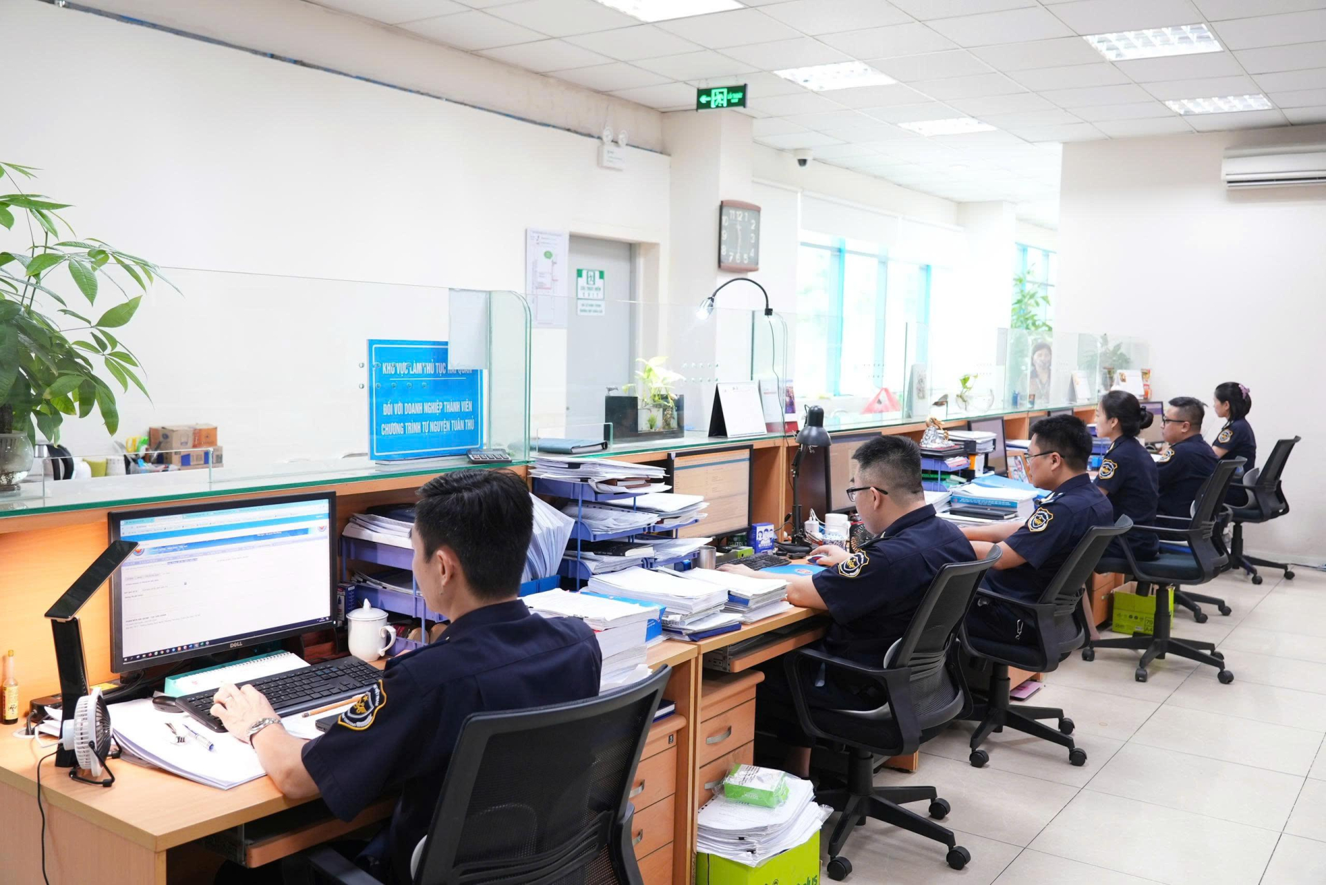 Thu ngân sách từ hoạt động xuất nhập khẩu 9 tháng đầu năm 2025, tăng 9,9% so với cùng kỳ 2024