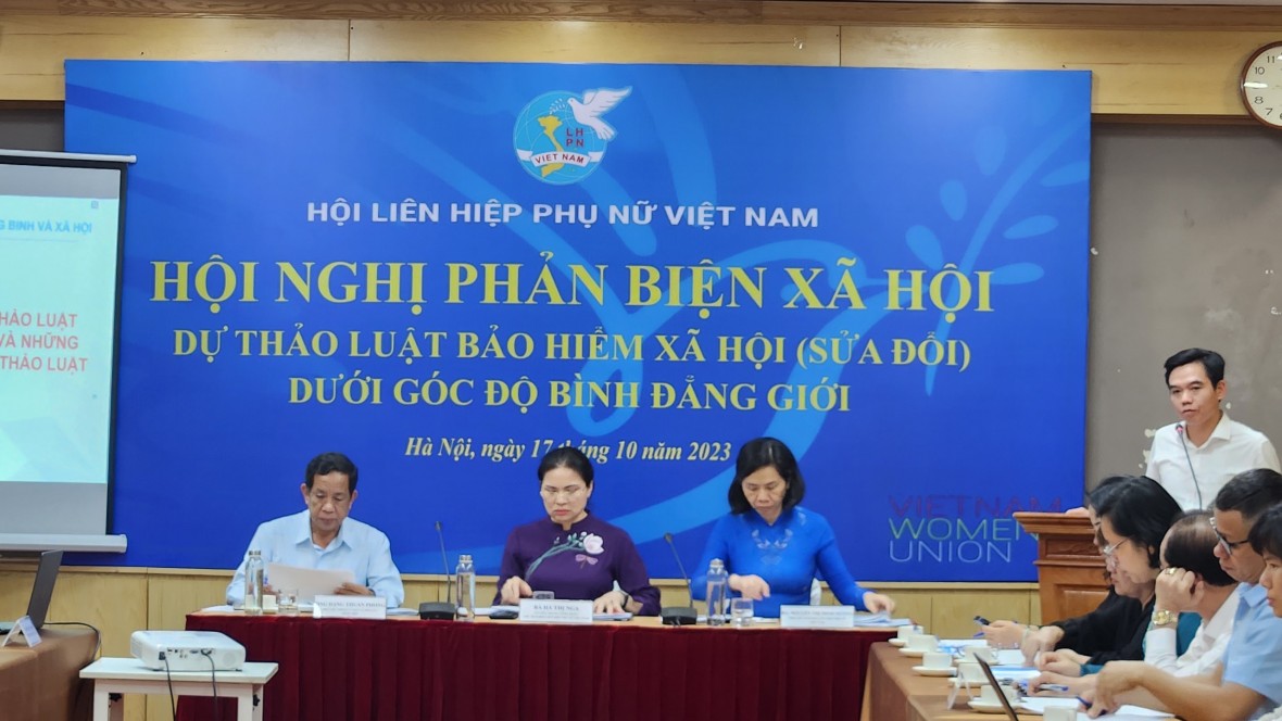Cân nhắc bổ sung chế độ hỗ trợ nuôi con để giảm tình trạng rút BHXH một lần