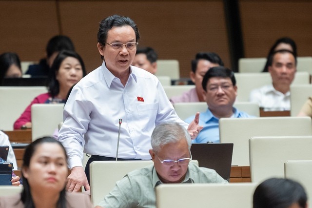 Luật Nhà ở (sửa đổi): ĐBQH tranh luận sôi nổi về quy định thời hạn sử dụng nhà chung cư