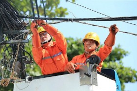Giá điện chính thức tăng 4,5% từ hôm nay (9/11), vượt 2.000 đồng/kWh