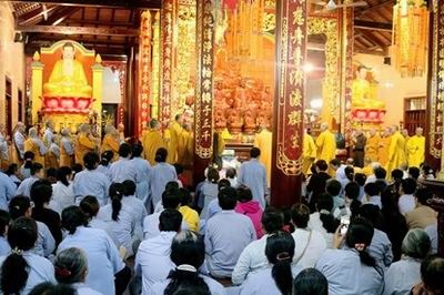 Yêu cầu chia nhỏ các khóa lễ cầu an, không tập trung đông người