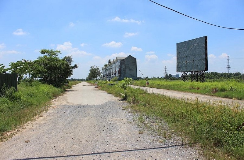 Nhiều doanh nghiệp ôm hàng trăm nghìn m2 đất rồi ‘bỏ hoang’