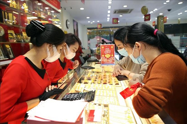 Giá vàng trong nước sáng 28/4 giảm 200.000 đồng/lượng