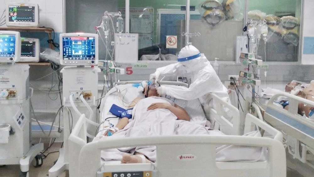 Không bố trí nhân viên y tế có bệnh nền, mang thai trực tiếp điều trị bệnh nhân Covid-19