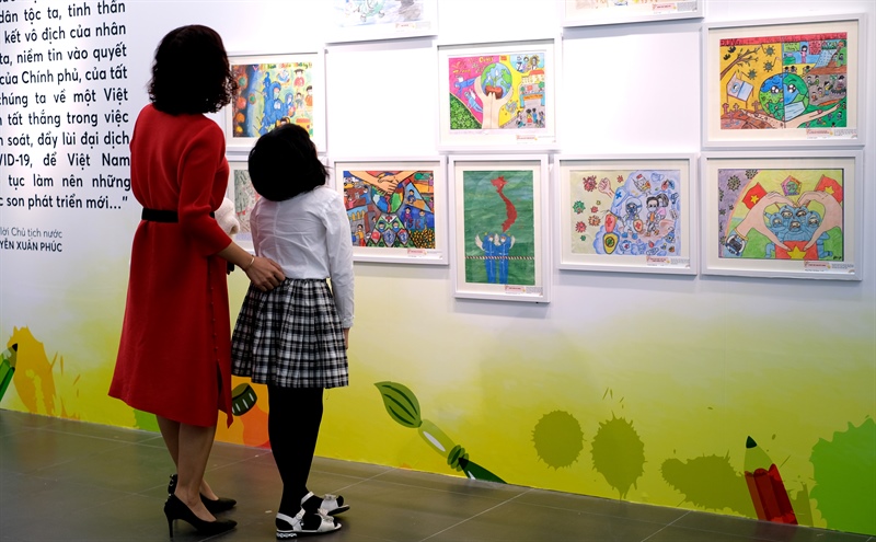 “Vì một Việt Nam tất thắng”- món quà tinh thần gửi tuyến đầu chống dịch