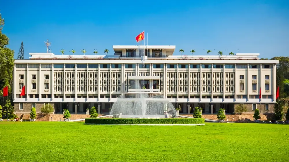 Đi đâu ở Sài Gòn? Gợi ý điểm vui chơi và cách mua vé thuận tiện trên Traveloka