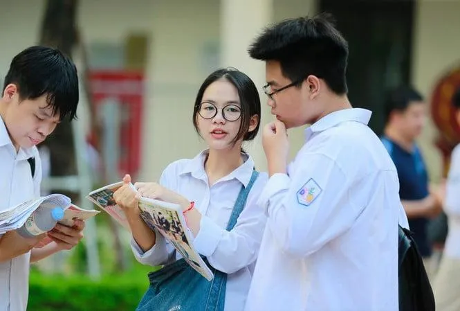 Tuyển sinh lớp 10 năm 2024: Sở GD&ĐT TP HCM ra hướng dẫn ôn thi môn ngữ văn - Trường THPT Sài Gòn