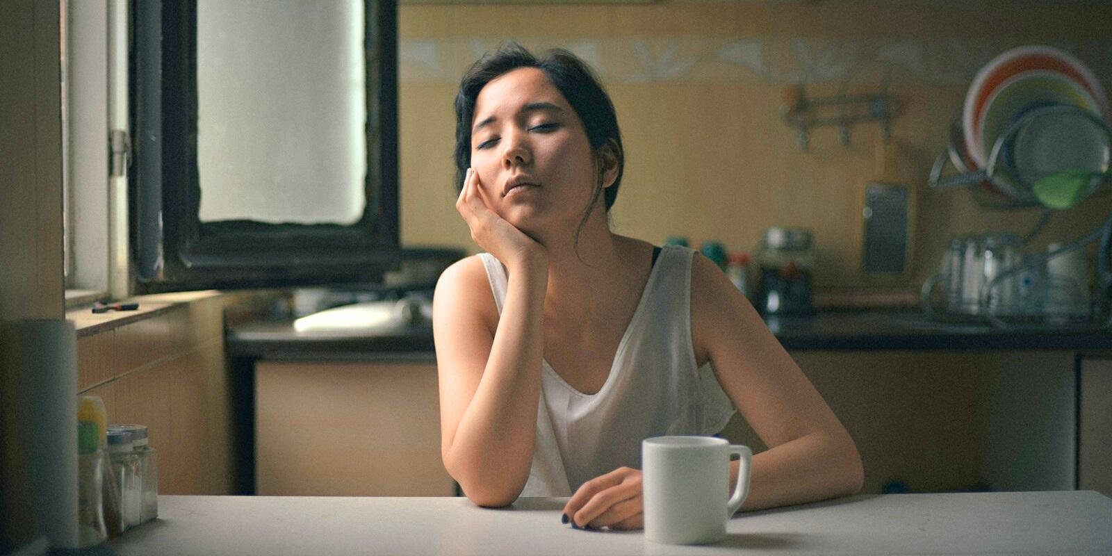 Cảnh báo: Cơ thể có 4 dấu hiệu này, bạn nên dừng uống cà phê trước khi quá muộn