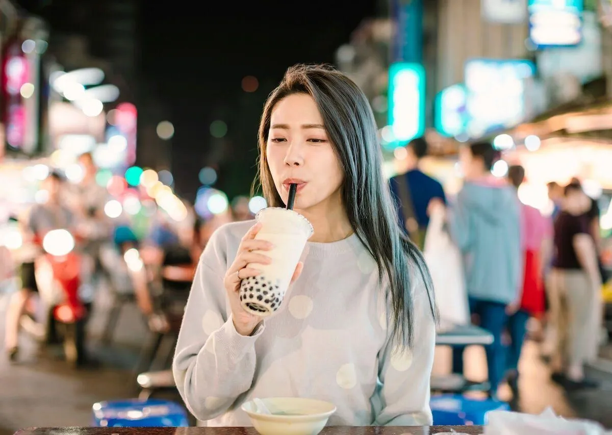 5 món quen thuộc mùa hè khiến da khô nhanh hơn, nhiều người vẫn dùng mỗi ngày mà không biết