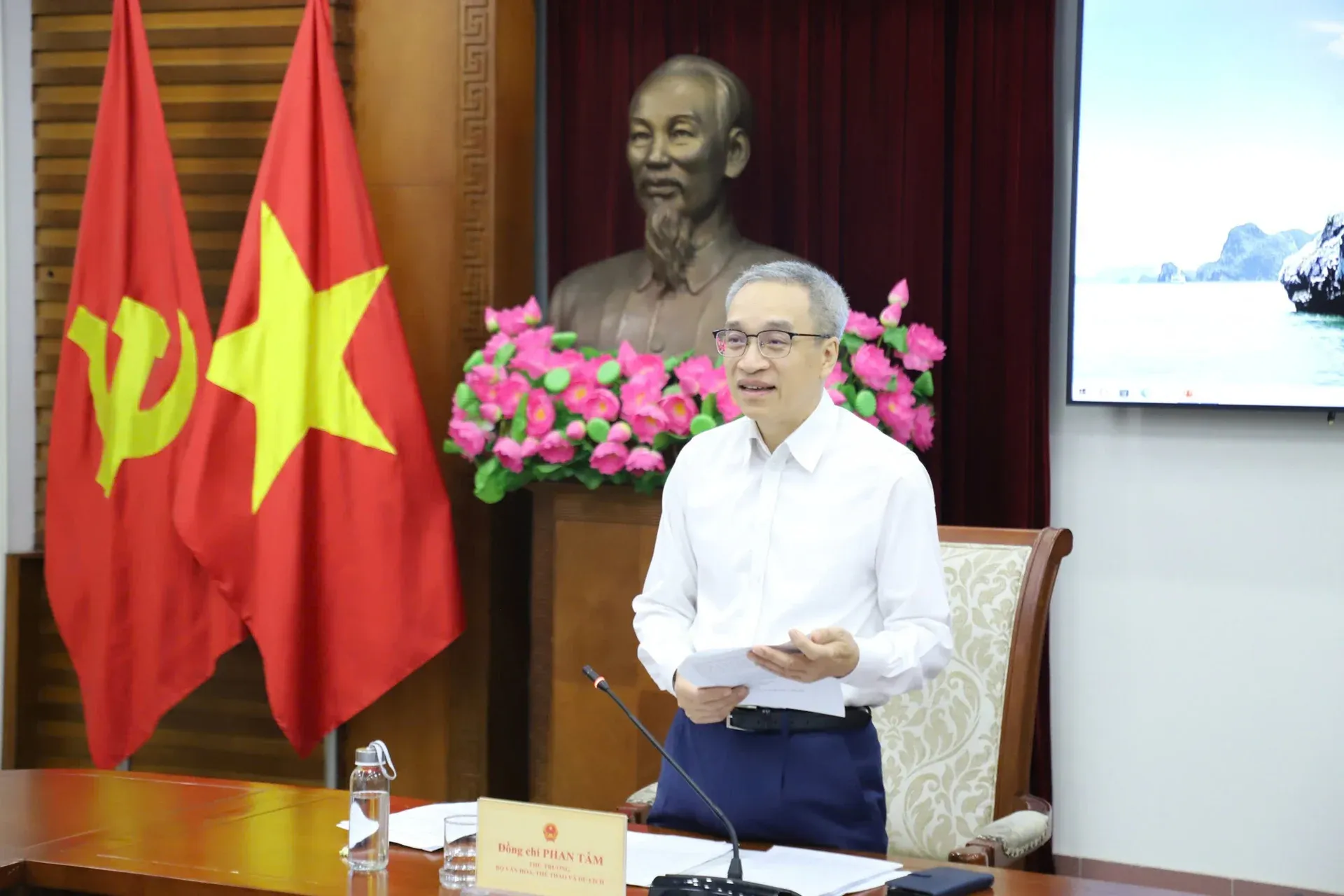 Thứ trưởng Bộ VHTTDL Phan Tâm: Báo chí phải lấy niềm tin làm giá trị cốt lõi trong kỷ nguyên số