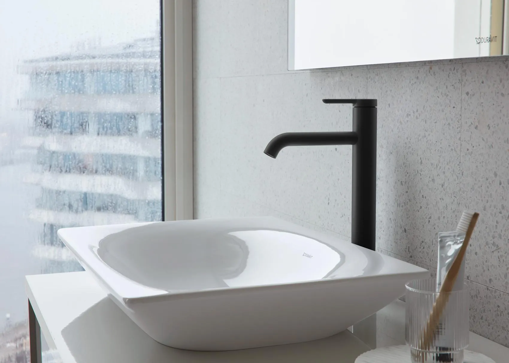 Bồn rửa mặt sắp tắc thường phát ra 5 tín hiệu này: Nhiều gia đình nhận ra quá muộn, tốn tiền gọi thợ