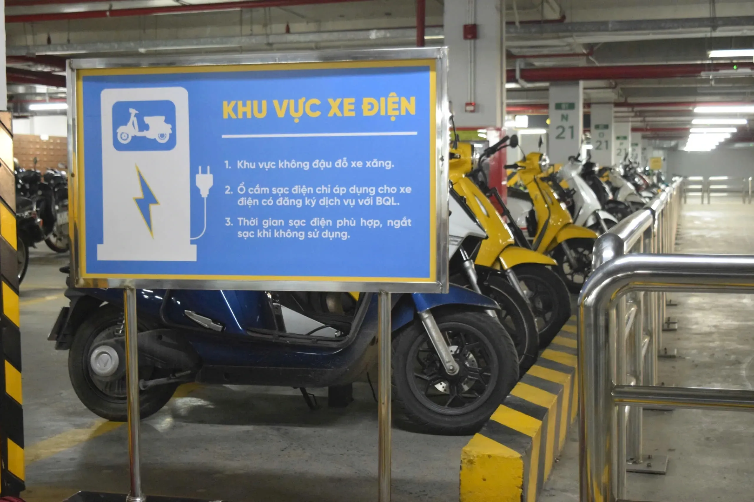 Sắp tới, bãi xe chung cư buộc phải làm điều này, liên quan trực tiếp đến xe điện