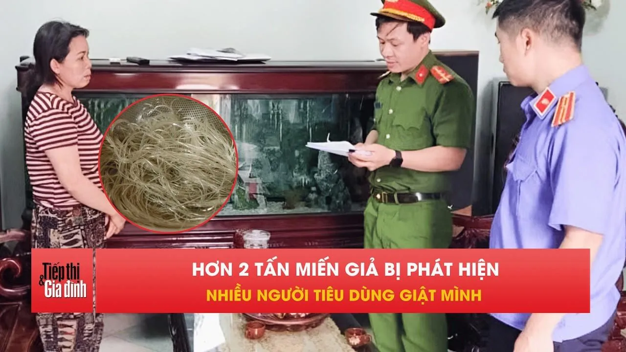 Hơn 2 tấn miến giả núp bóng cơ sở sản xuất bị phát hiện
