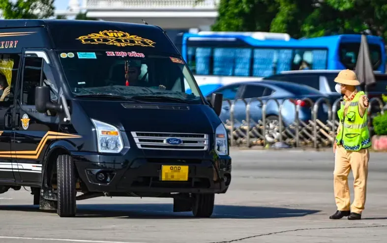 Xe hợp đồng vào tầm ngắm kiểm soát của Công an, hàng vạn chủ xe nên biết để thực hiện