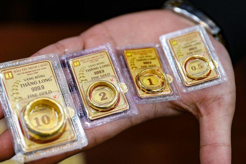 Chỉ có vài triệu đồng, có nên mua vàng ngay hay tiếp tục để dành?