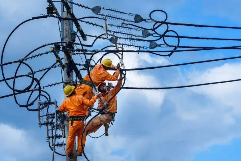 Bộ Công Thương tính toán áp giá điện theo giờ cho hộ gia đình, hàng triệu nhà nên biết
