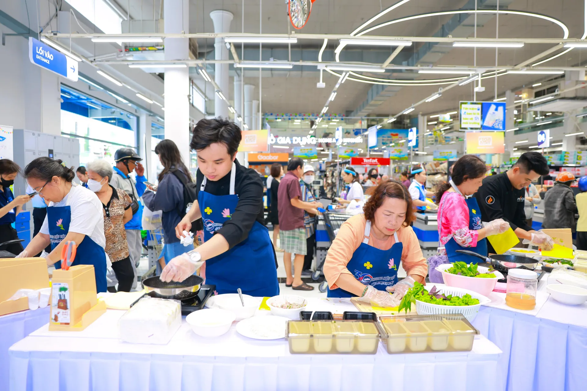 Saigon Co.op đưa tinh hoa vùng miền vào hành trình mua sắm qua 'Lễ hội Việt – 34 sắc màu tự hào'