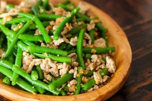 5 thực phẩm nấu sai cách có thể gây ngộ độc nghiêm trọng, nhiều gia đình vẫn mắc mỗi ngày