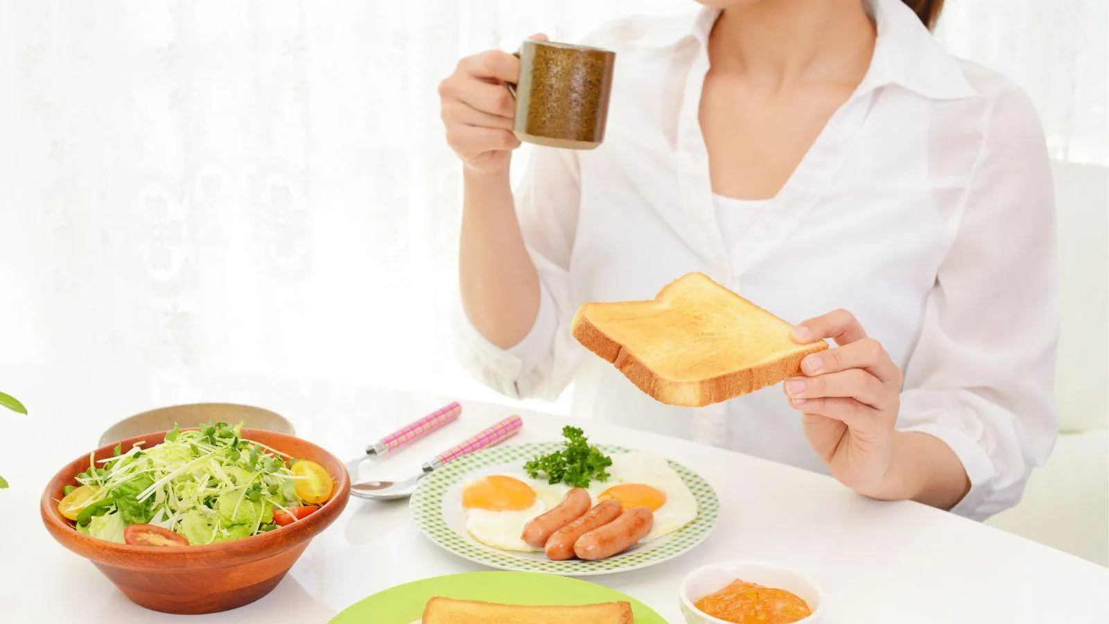 Ăn sáng món khô hay món nước sẽ tốt cho hệ tiêu hóa?