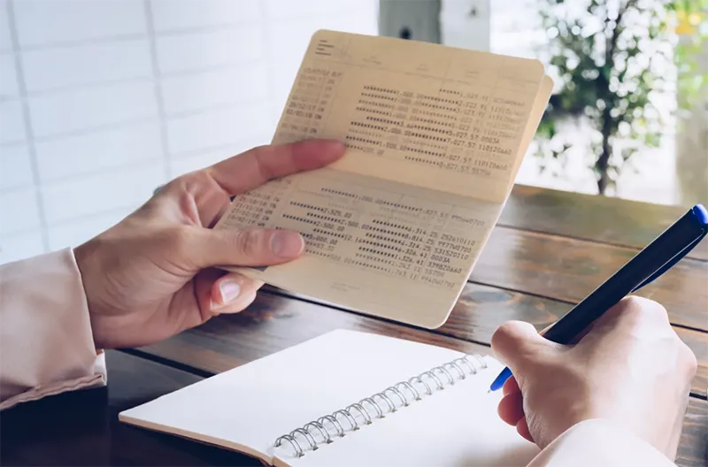 Một việc nên làm mỗi năm sổ tiết kiệm để tài chính luôn đi đúng kế hoạch