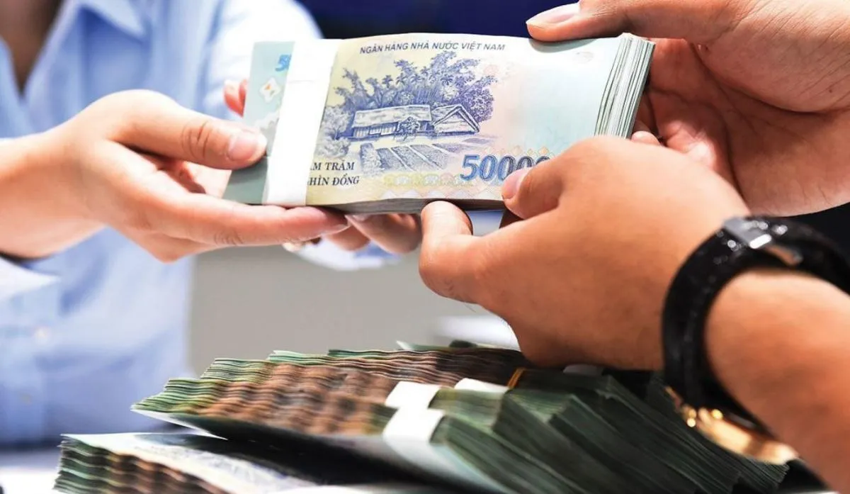 Từ ngày 10/9, doanh nghiệp trả lương chậm có thể bị phạt đến 100 triệu đồng