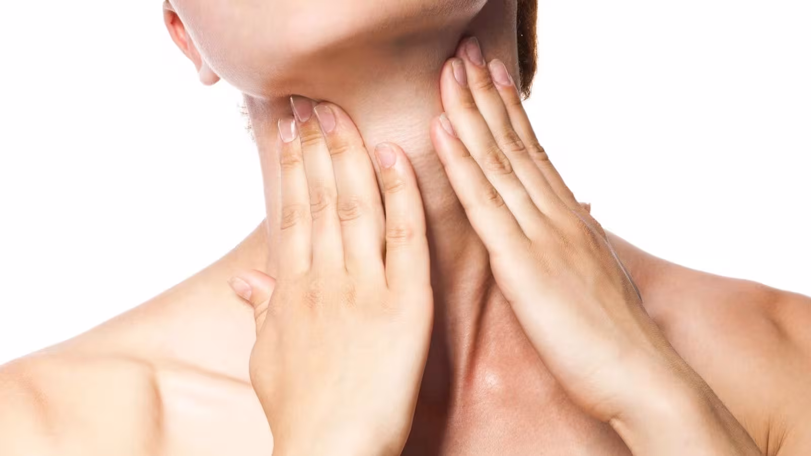 Da vùng cổ nhăn nheo, chảy xệ sớm: Áp dụng ngay 5 mẹo chăm sóc này