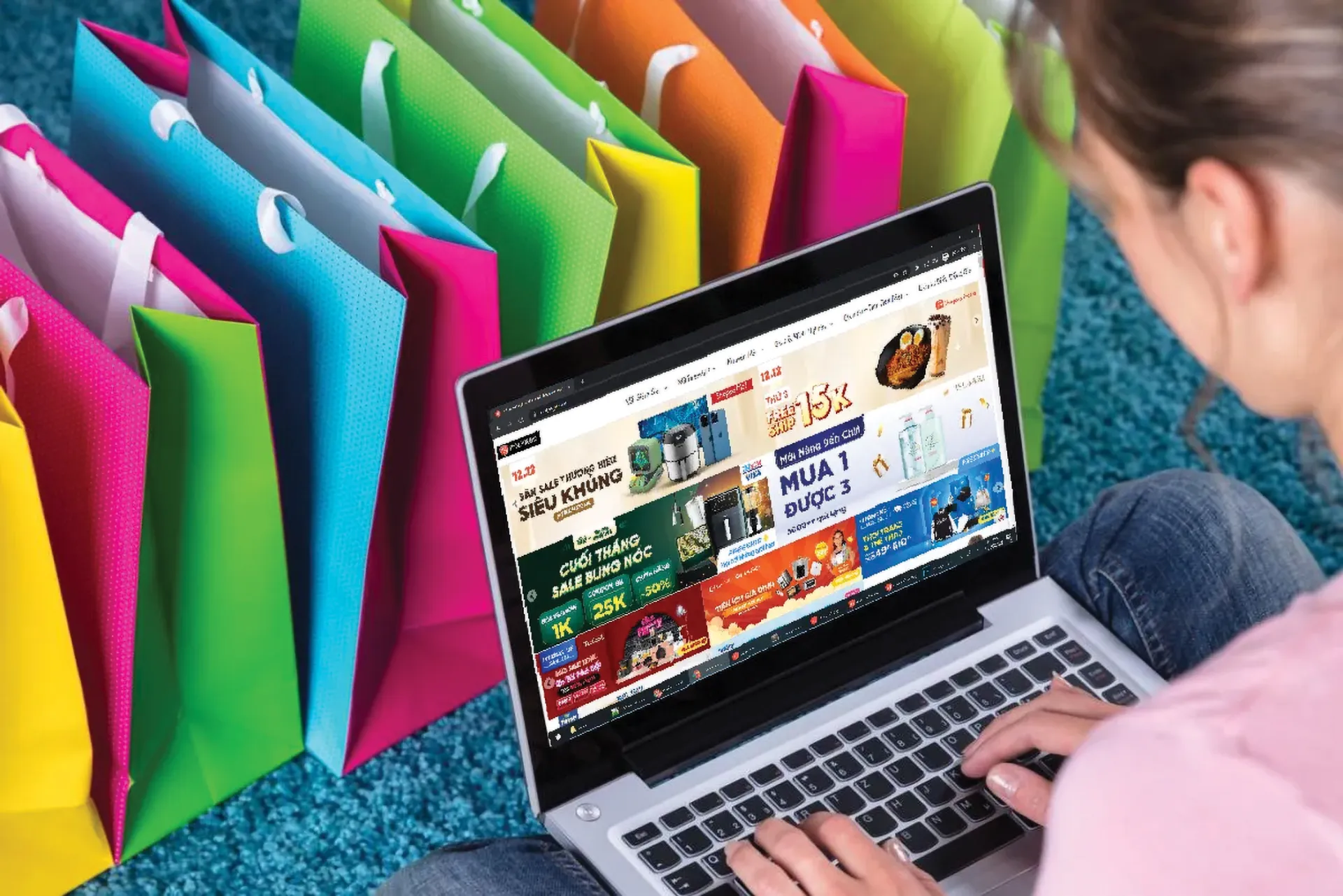 TikTok Shop, Reels và 'bẫy mua sắm bốc đồng': Làm gì để tránh làm 'mồi ngon' cho thuật toán?
