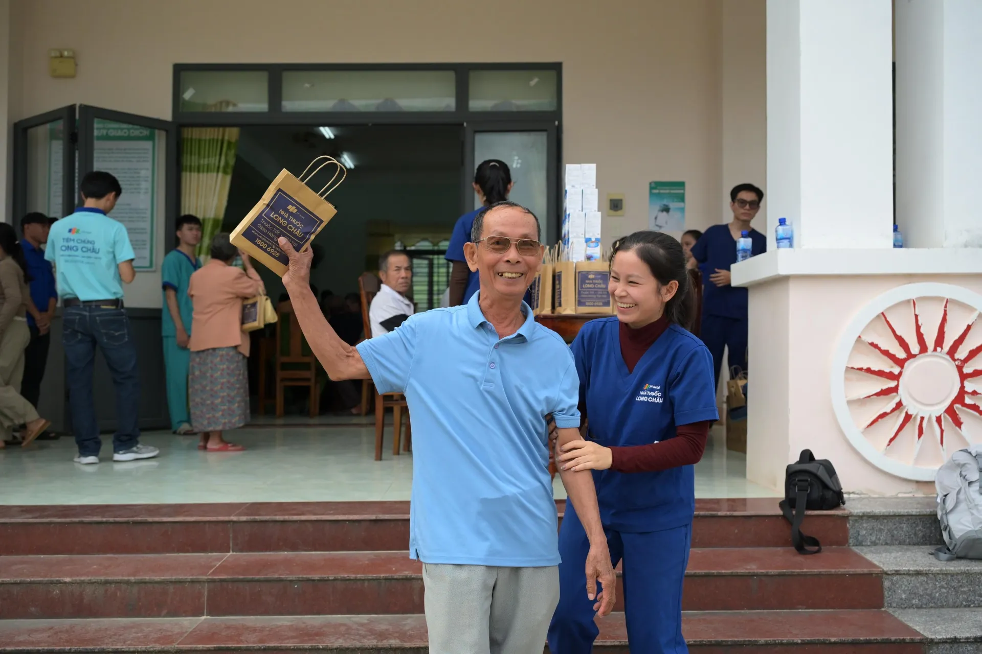 Sau nửa thế kỷ chờ đợi nhận dạng người thân, hy vọng được thắp sáng từ Chiến dịch 500 ngày đêm