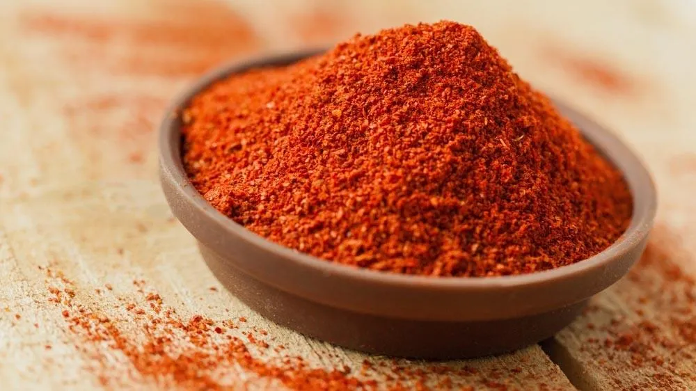 Mua ớt bột nhớ nhìn kỹ 4 điểm này, tránh chọn nhầm loại pha phẩm màu