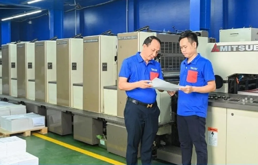 Chủ tịch Vina CHG được UBND TP HCM tặng bằng khen Doanh nghiệp, doanh nhân đổi mới, sáng tạo